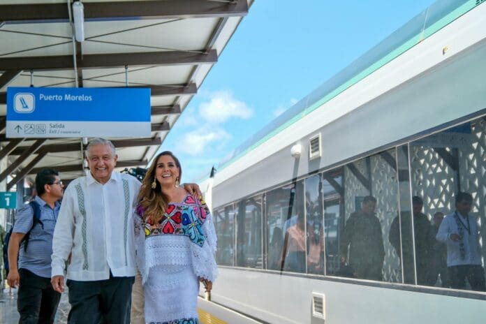 La gobernadora Mara Lezama y el presidente de la república estrenaron el tramo Cancún-Playa del Carmen del Tren Maya.
