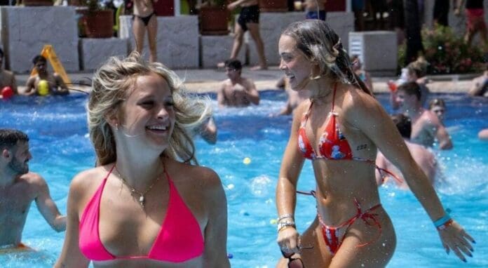 Cancún, el destino turístico más importante de América Latina es también el preferido por los spring breakers a nivel mundial para este 2024.