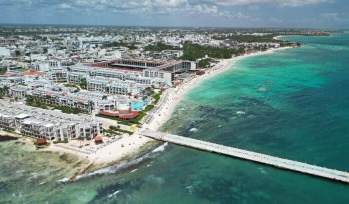 Playa del Carmen y sus costas lucen espectaculares para recibir a los miles de turistas que visitarán en Semana Santa la Riviera Maya.