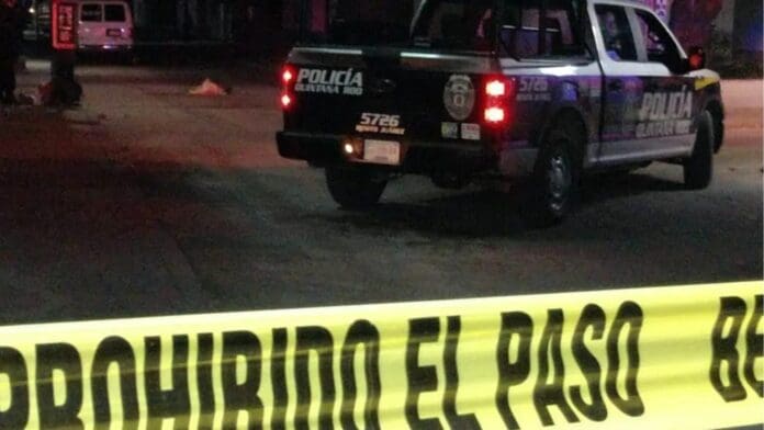 Ejecutan a dos sujetos durante una fiesta en la colonia Tres Reyes de Cancún