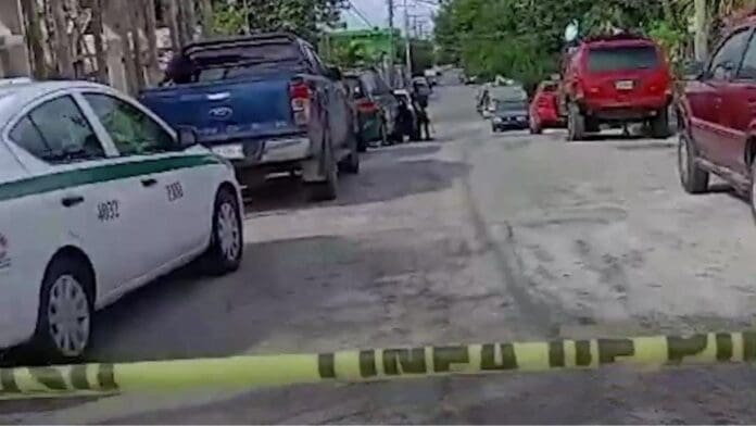 Un hombre presuntamente en situación de calle fue hallado muerto este domingo sobre la calle 10 Poniente en la Supermanzana 60 de Cancún.
