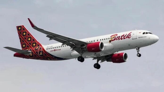 Pilotos de aerolínea en Indonesia se durmieron en pleno vuelo durante 28 minutos