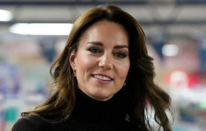 Kate Middleton hace su primera aparición tras cirugía por el Día de las Madres