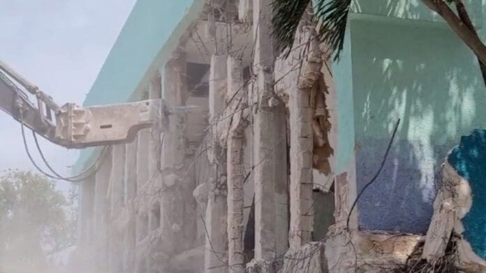 Se hará un estacionamiento donde estaba el cine 