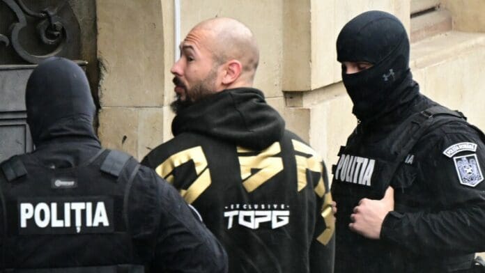 Influencer Andrew Tate y su hermano son detenidos en Rumanía por cargos de agresión sexual