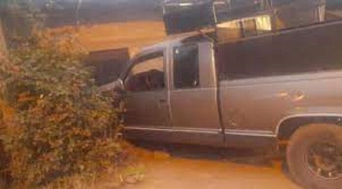 Conductor se estrella contra una vivienda y mata a una madre y a su bebé en Sinaloa