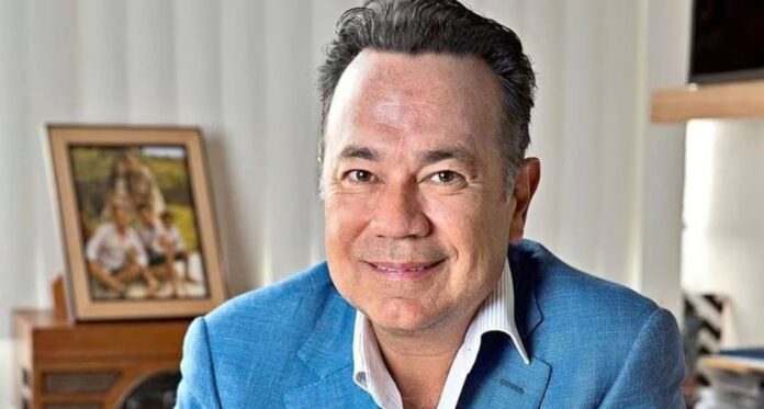 Nicandro Díaz, productor de televisa, fallece en Cozumel tras sufrir un accidente en moto acuática