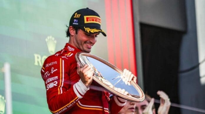 Fue un gran fin de semana para Ferrari y uno no muy bueno para Red Bull. Carlos Sainz se llevó el Gran Premio de Australia de Fórmula 1.