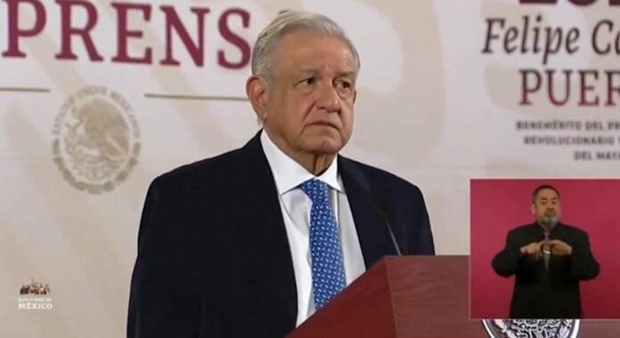 AMLO informó en su mañanera de este miércoles que había tres mexicanos trabajando en el puente de Baltimore, Estados Unidos.
