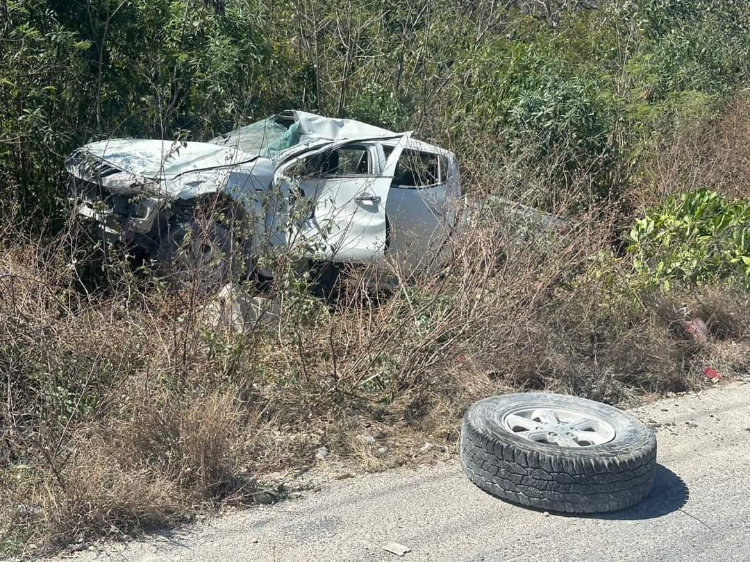Cinco heridos tras accidente en Carretera Federal 307 la altura del Hotel Bahía Príncipe