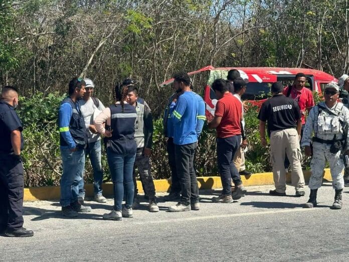 Cinco heridos tras accidente en Carretera Federal 307 la altura del Hotel Bahía Príncipe