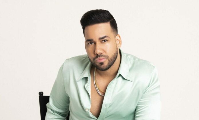 El cantante Romeo Santos fue hospitalizado de urgencia, presuntamente por sufrir un paro cardíaco