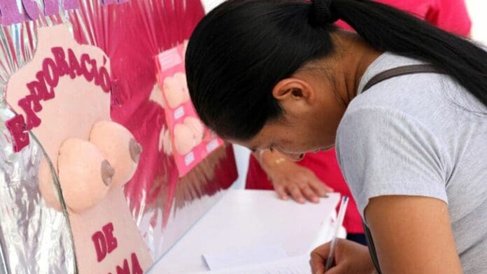 DIF Solidaridad invita a solicitar tu cita para mastografía