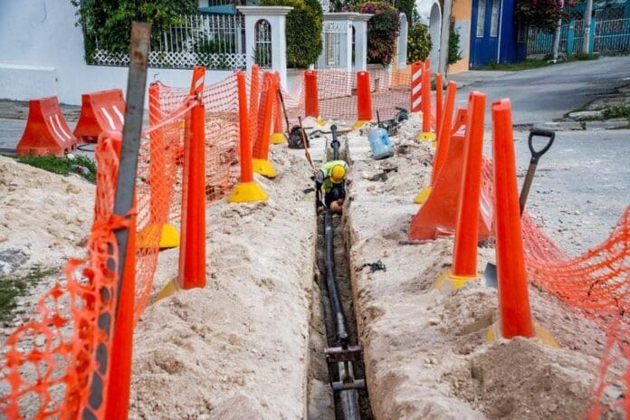 AGUAKAN INICIA OBRAS DE RENOVACIÓN DE LA RED DE AGUA POTABLE Y DRENAJE SANITARIO EN CANCÚN