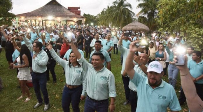 Se calientan ánimos en elección de líder del Sindicato de Taxistas de Playa del Carmen, gana Luis Herrera Quiam