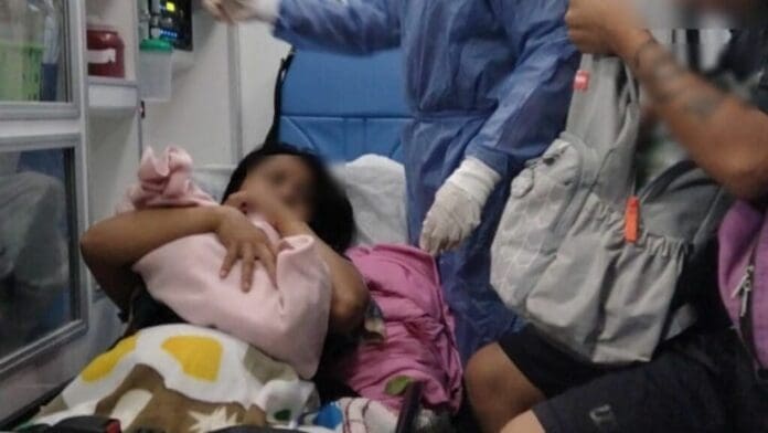 Policías de Cancún ayudan a dar a luz a una joven de 19 años