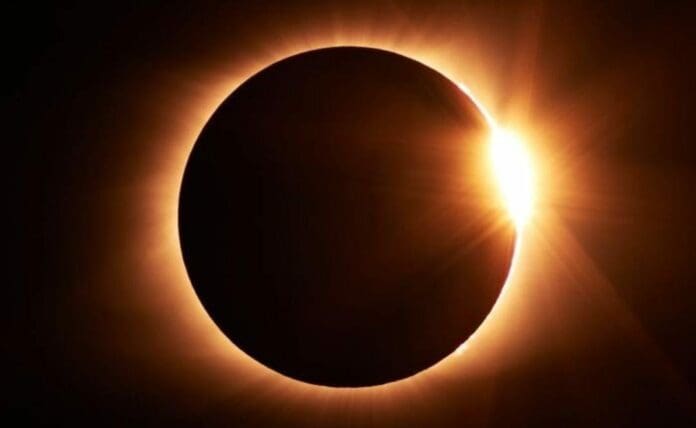 El eclipse solar parcial del próximo 8 de abril es un evento sumamente esperado en todas partes, y Quintana Roo no es la excepción.