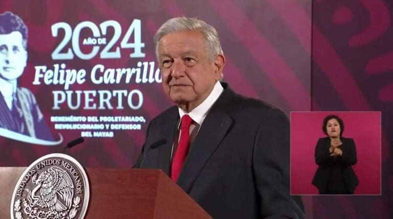 AMLO celebró la decisión del Instituto Nacional Electoral (INE) de no suspender las conferencias mañaneras.