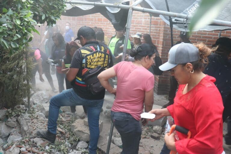 Una mujer de 65 años de edad que resultó lesionada tras la explosión en la alcaldía Tlalpan de la Ciudad de México perdió la vida.