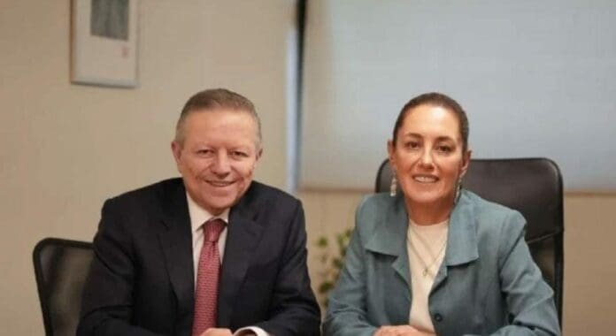 Claudia Sheinbaum ha reafirmado su respaldo a Arturo Zaldívar, quien se encuentra bajo investigación por parte de la SCJN.