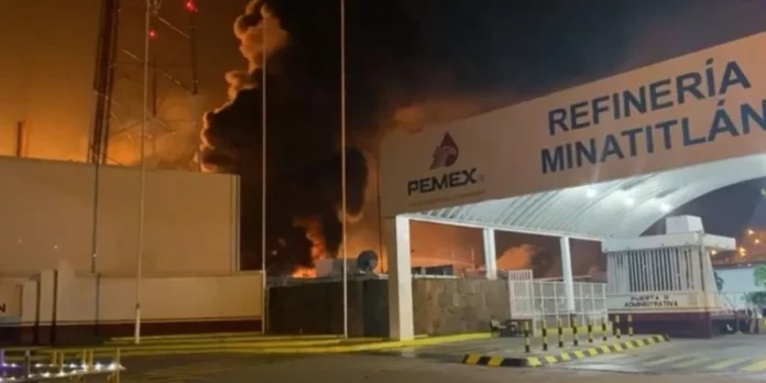 Reportan explosión en la Refinería de Minatitlán, Veracruz