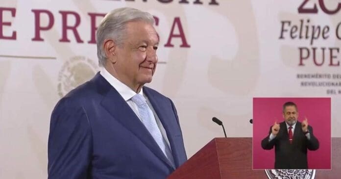 AMLO habló de la imagen con la Santa Muerte que llevaba su nombre y que fue subida en las redes sociales este fin de semana.