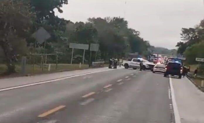 Guardia Nacional asegura un vehículo y armas tras enfrentamiento en autopista México-Tuxpan