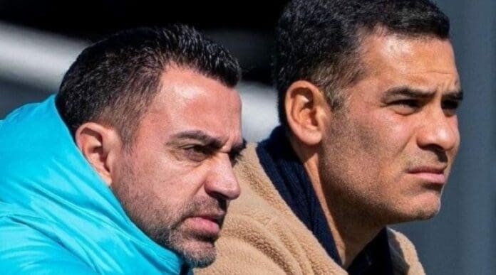 Rafael Márquez no asumirá el cargo de técnico del Barcelona. Xavi Hernández continuará al frente del equipo.