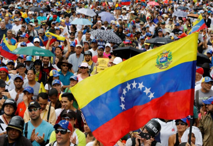 Opositores venezolanos solicitan apoyo a AMLO para las elecciones presidenciales en Venezuela