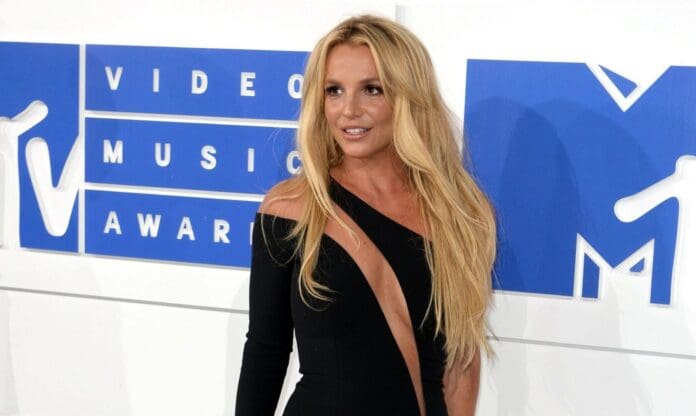 Britney Spears terminó disputa legal con su padre; deberá pagarle $2 millones de dólares