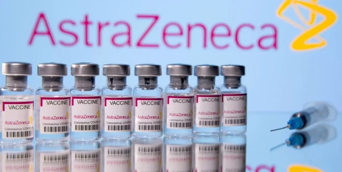 AstraZeneca admite que vacuna antiCovid puede provocar trombosis
