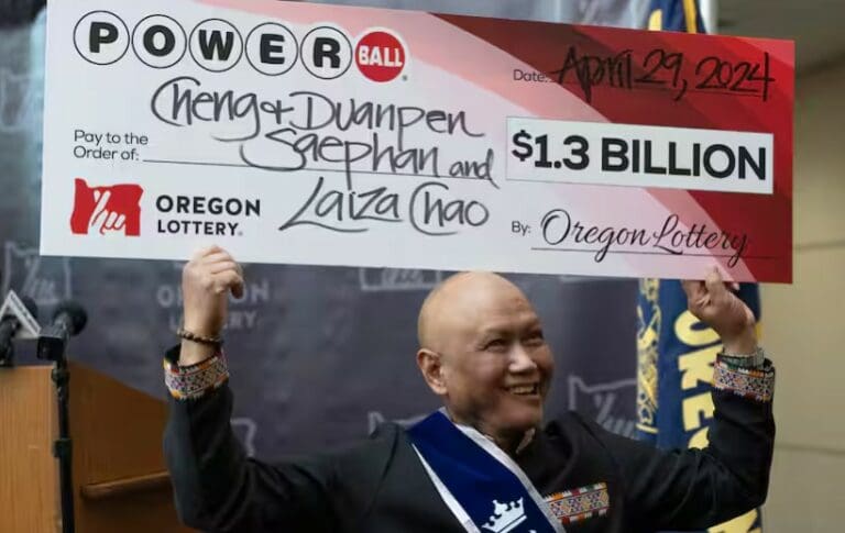 Ganador de mil 300 millones de dólares de la lotería es migrante con cáncer