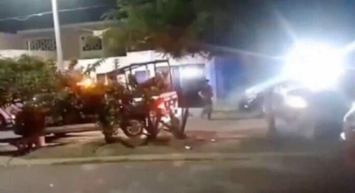 Otros dos policías municipales de Celaya fueron asesinados y seis heridos en tres ataques armados ocurridos en distintos puntos.