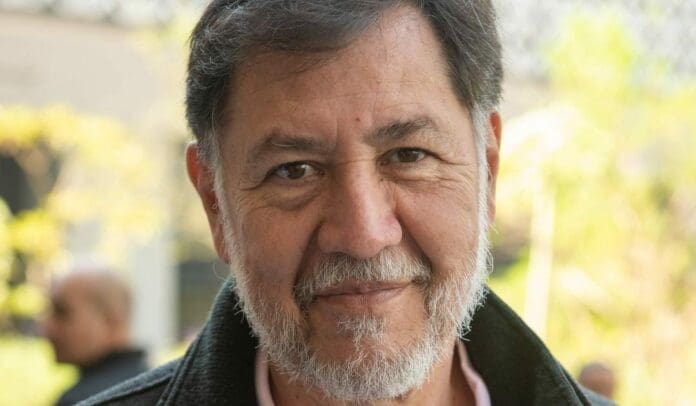 Fernández Noroña tuvo su última intervención como diputado. Entre lágrimas, dijo que ha vivido algunos de los mejores momentos de su carrera.