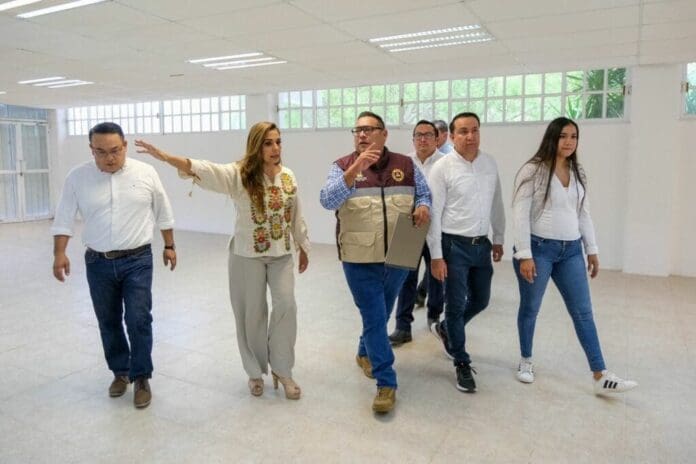 Mara Lezama supervisa refugios temporales para tenerlos listos antes del 1 de junio próximo