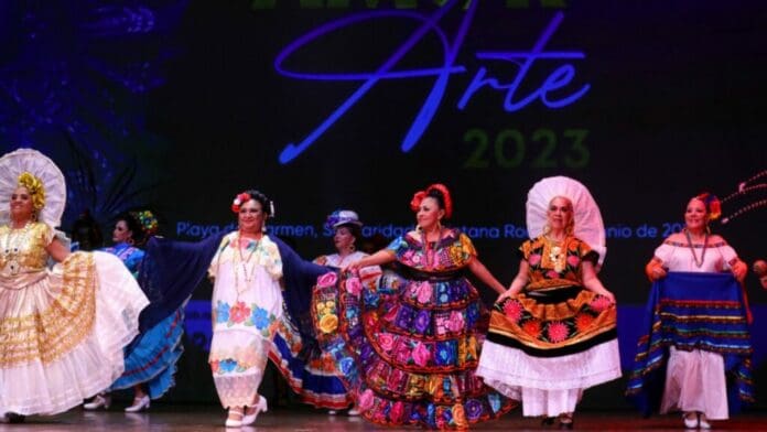 Ofrece atención integral el Club del Adulto Mayor