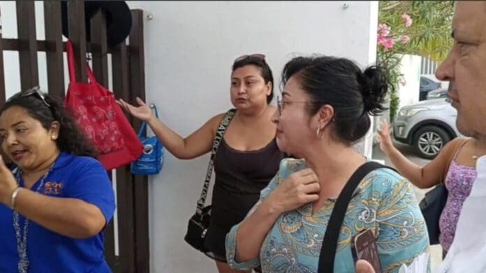 Acusan padres de familia a delegada sindical de impedir el funcionamiento de cámaras en escuela de Playa del Carmen