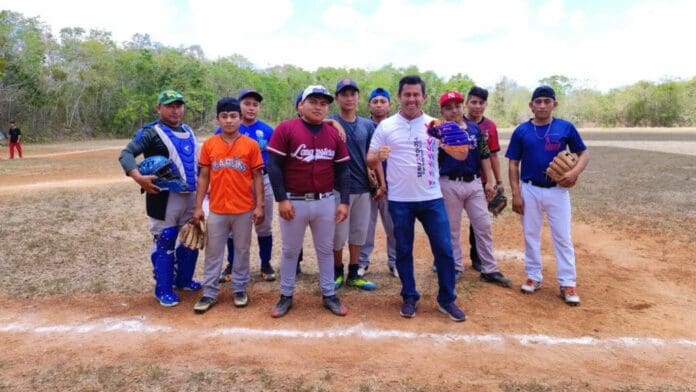 Infraestructura deportiva para comunidades mayas: Sergio Tolosa