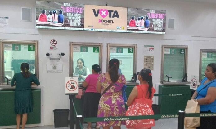 Banco Azteca de Ricardo Salinas Pliego está envuelto en una nueva polémica. Se difundió una imagen con publicidad a favor de Xóchitl Gálvez
