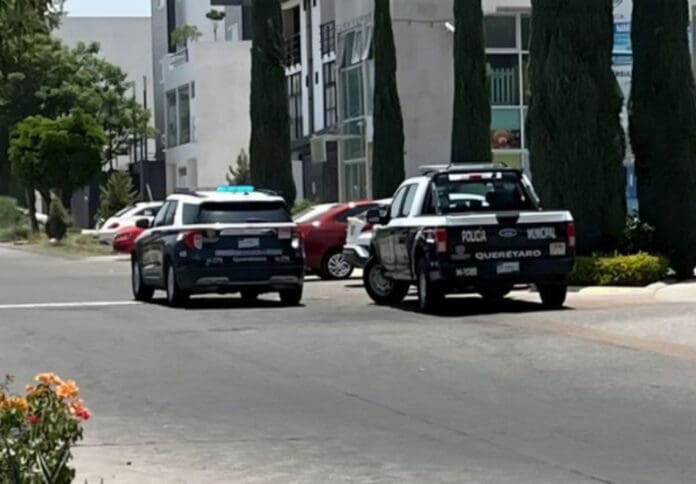 Un bebé falleció ahogado tras caer dentro de una cubeta con agua en Querétaro