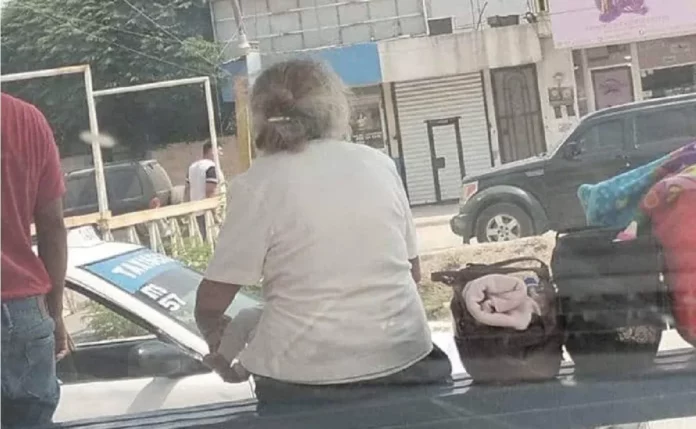 Cae abuelita que vendía bebés en 95 mil pesos; ofrecía los niños a taxistas