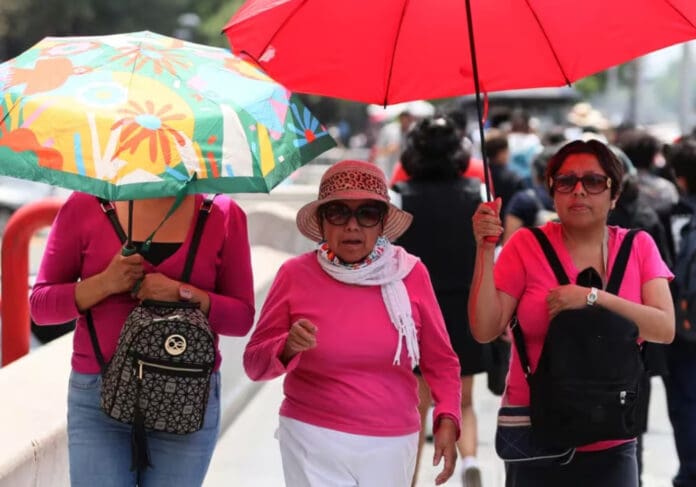 Reportan la muerte de tres personas por ola de calor en Nuevo León