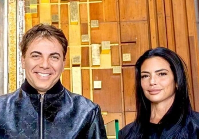 Ex novia argentina de Cristian Castro llama 