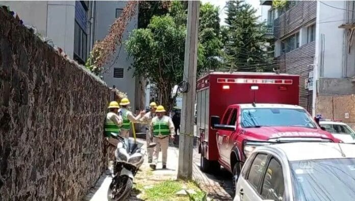 Video: Colapso de torre de comunicaciones dejó un trabajador muerto y tres heridos en CDMX