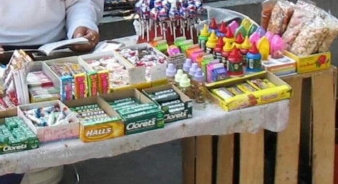 Desmantelan un narcolaboratorio en Puebla donde fabricaban dulces con fentanilo que vendían en escuelas de la entidad.