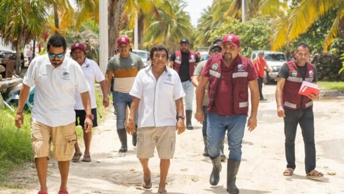 Diego Castañón Trejo instruye atención oportuna a Javier Rojo Gómez, Punta Allen