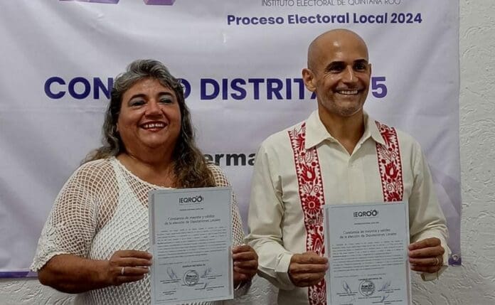 Hugo Alday Nieto, candidato de Morena, PT y Partido Verde ha recibido su constancia como diputado electo por el Distrito local 5.
