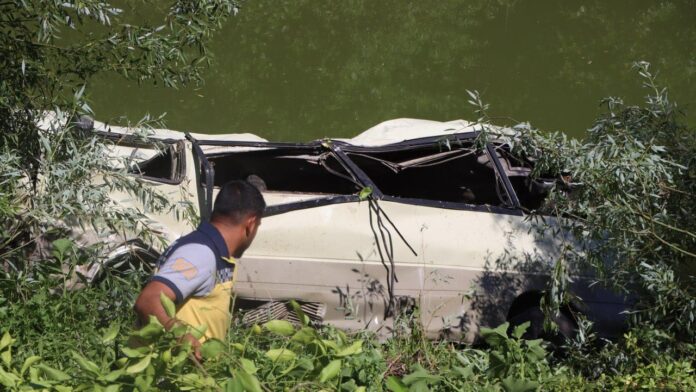 Video: Cae autobús escolar a río en Siria; reportan seis niños muertos y otros 20 desaparecidos