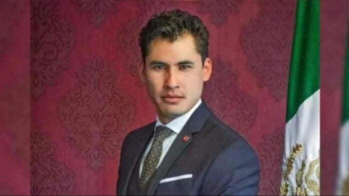 Sentencian a 12 años de prisión a excandidato de MC que abusó de su hija menor de edad en el estado de Puebla.