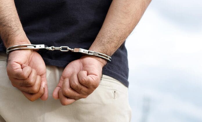 Capturan a maestro acusado de abusar sexualmente de una niña en Culiacán